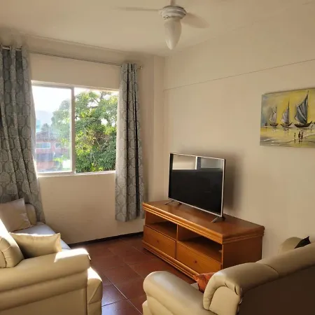 Agito E Sossego Na Rua Mais Charmosa De Ubatuba Pelo Google Exterior photo