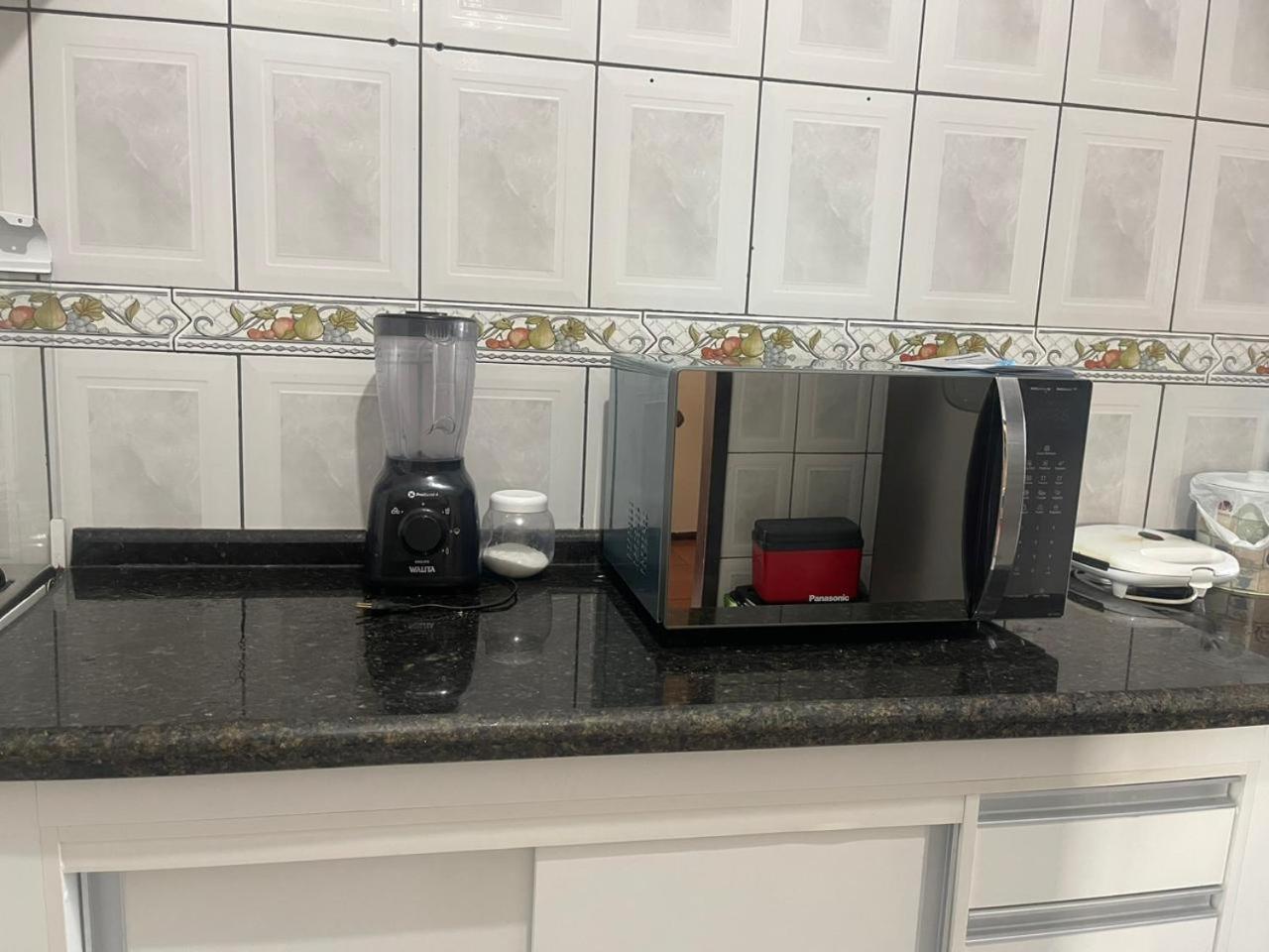 Agito E Sossego Na Rua Charmosa De Pelo Google Apartment