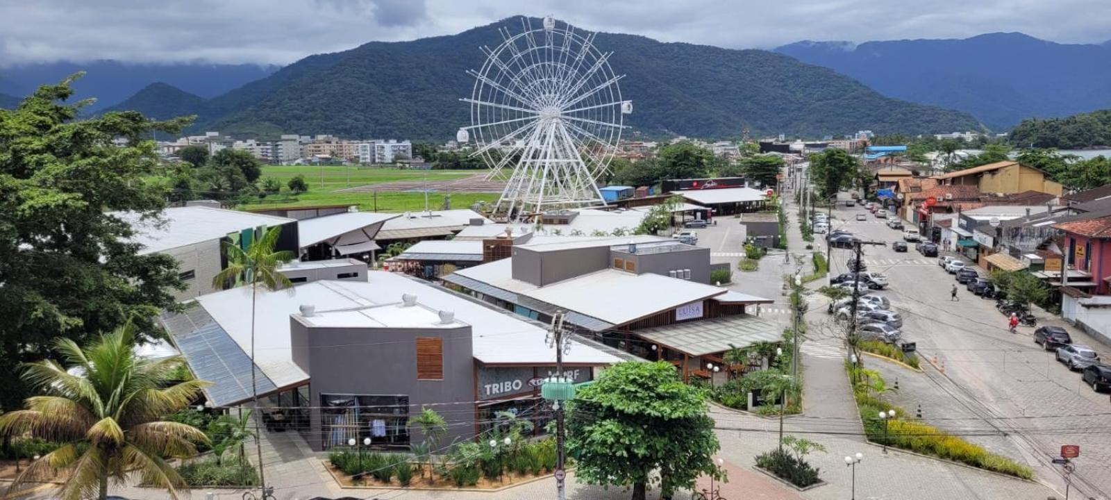 Agito E Sossego Na Rua Charmosa De Pelo Google Apartment Ubatuba