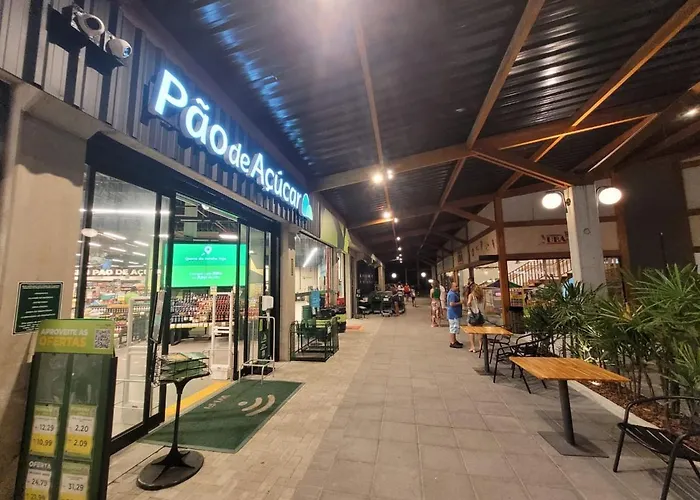 Agito E Sossego Na Rua Mais Charmosa De Ubatuba Pelo Google